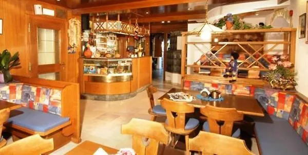 Residence Priska Racines